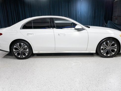 New 2026 Mercedes-Benz E 350 Sedan image 4