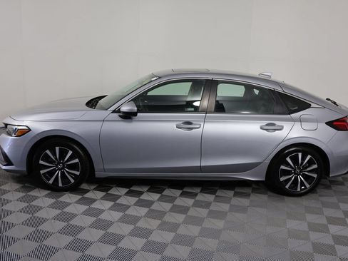 Used 2023 Honda Civic EX-L image 5