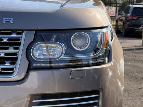 Used 2016 Land Rover Range Rover Long Wheelbase Autobiography image 10