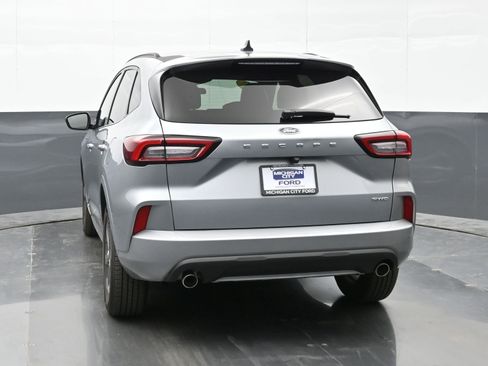 Used 2023 Ford Escape ST-Line image 2