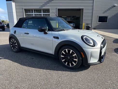 Used 2023 MINI Cooper S image 2