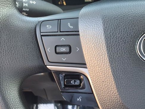 Used 2025 Toyota Camry LE FWD image 17