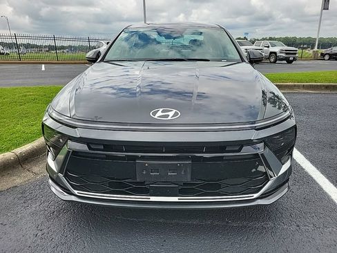 Used 2024 Hyundai Sonata SEL FWD image 2