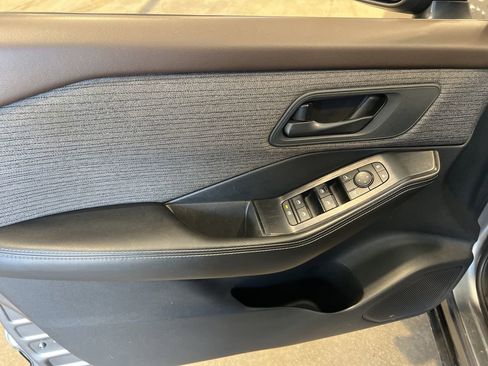 Certified 2021 Nissan Rogue S image 7