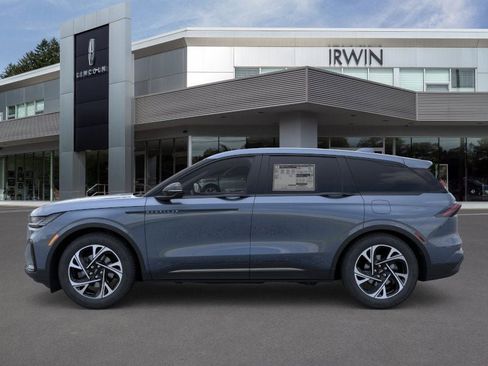 New 2025 Lincoln Nautilus Premier w/ Jet Appearance Package image 3