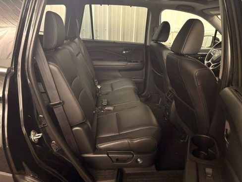 Used 2022 Honda Pilot Touring image 28