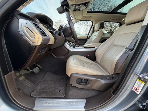 Used 2018 Land Rover Range Rover Sport HSE image 28