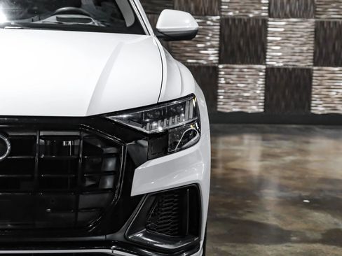 Used 2019 Audi Q8 Prestige w/ Year 1 Package AWD/4WD image 46
