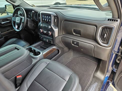 Used 2022 GMC Sierra 1500 SLT image 31