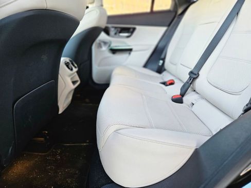 Certified 2026 Mercedes-Benz GLC 300 4MATIC image 13