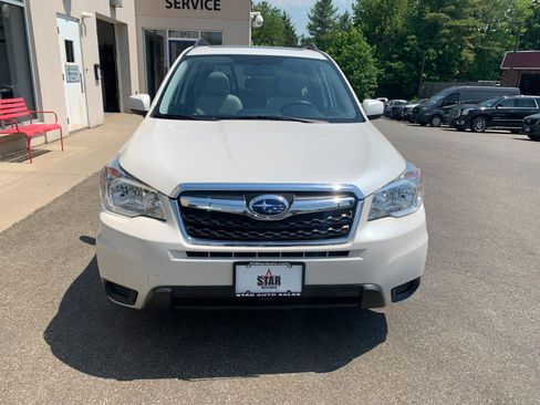 Used 2015 Subaru Forester 2.5i Premium w/ All-Weather Package AWD/4WD image 2