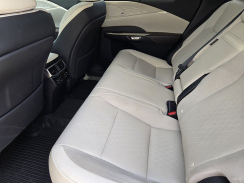 Used 2023 Lexus RX 350 FWD w/ Cold Area Package image 10