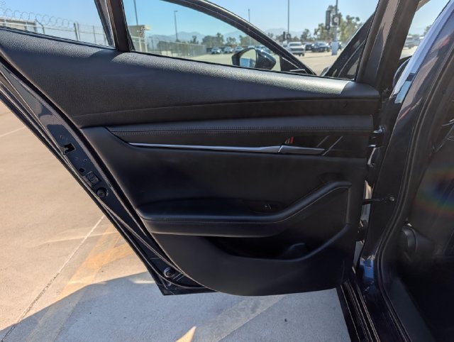 Used 2025 MAZDA MAZDA3 s FWD image 13