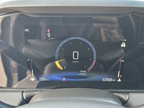 Used 2024 Chevrolet TrailBlazer LS image 34