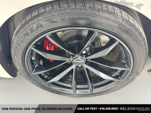 Certified 2025 Nissan Z Performance w/ Floor Mat Package image 29