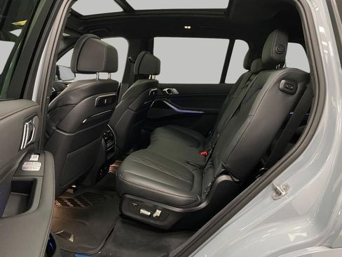 Certified 2025 BMW X7 M60i w/ Climate Comfort Package image 31