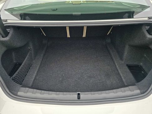 Used 2023 BMW 330i Sedan w/ Premium Package image 16