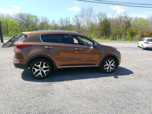 Used 2017 Kia Sportage SX image 16