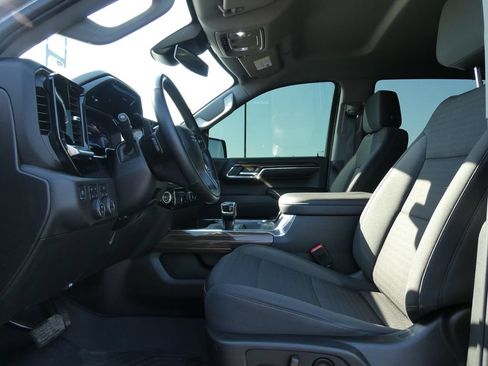 Used 2023 Chevrolet Silverado 1500 RST AWD/4WD image 22