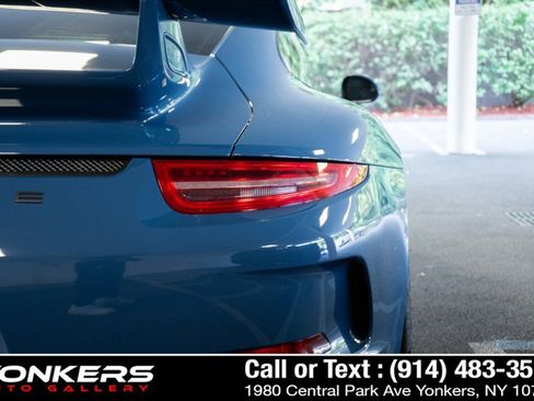 Used 2015 Porsche 911 GT3 RWD image 41