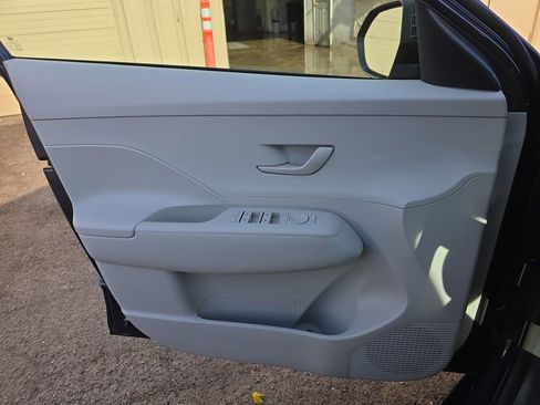 New 2026 Hyundai Kona SE image 34