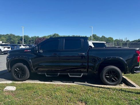 Used 2022 Chevrolet Silverado 1500 Custom Trail Boss AWD/4WD image 6