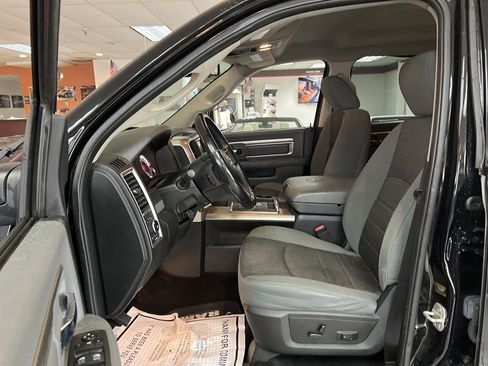 Used 2013 RAM 1500 Big Horn image 9
