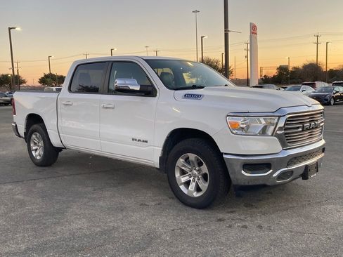 Used 2024 RAM 1500 Laramie image 3
