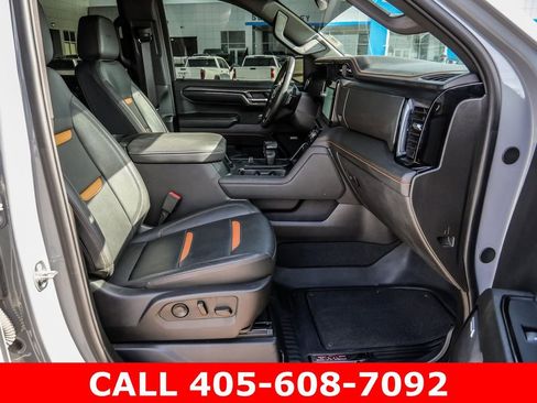 Used 2024 GMC Sierra 1500 AT4 w/ AT4 Preferred Package image 16