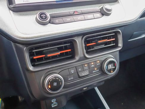 Used 2022 Ford Maverick XLT FWD image 14