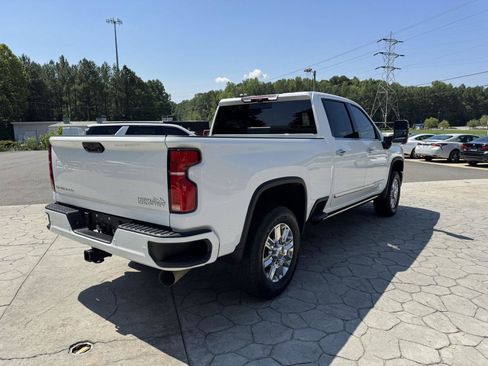 Used 2026 Chevrolet Silverado 2500 High Country w/ Technology Package AWD/4WD image 13