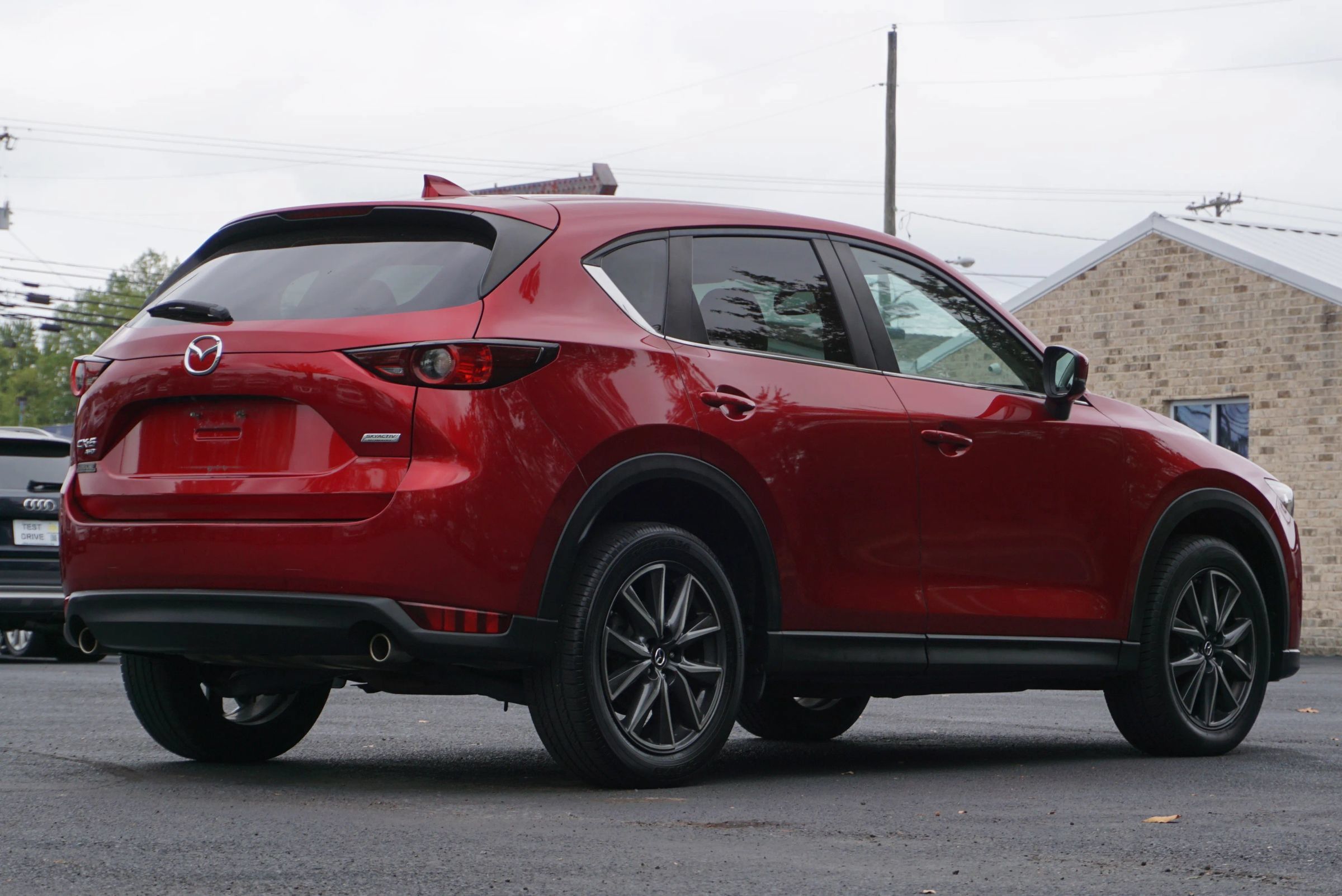 Used 2018 MAZDA CX-5 Touring w/ Preferred Equipment Package AWD/4WD image 5