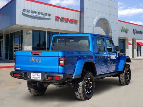 Used 2020 Jeep Gladiator Rubicon AWD/4WD image 5