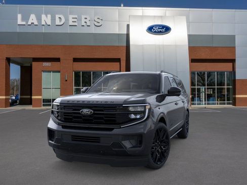 New 2026 Ford Expedition Max Platinum image 2