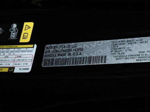 Used 2022 Jeep Gladiator Sport AWD/4WD image 19