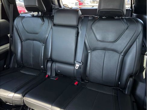 Used 2025 INFINITI QX60 Luxe w/ Black Edition FWD image 9