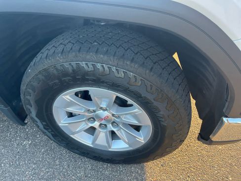 Used 2022 GMC Sierra 1500 SLE AWD/4WD image 7
