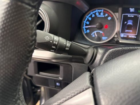 Used 2019 Toyota Tacoma SR5 image 26