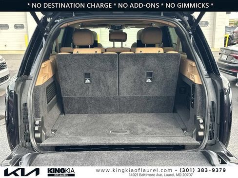 Used 2024 Land Rover Range Rover Long Wheelbase SE AWD/4WD image 18