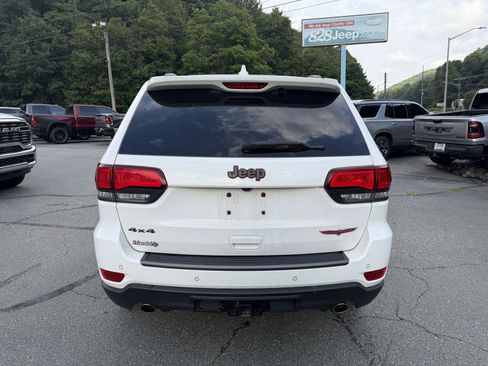 Used 2020 Jeep Grand Cherokee Trailhawk AWD/4WD image 5