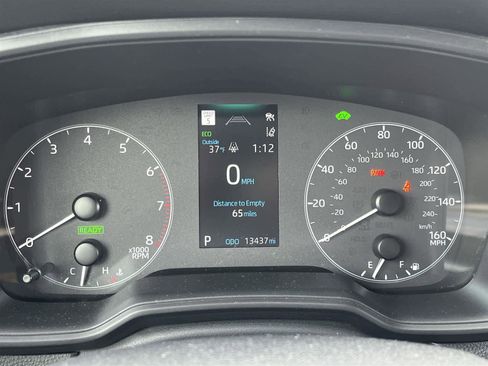 Used 2024 Toyota Corolla Cross S image 28