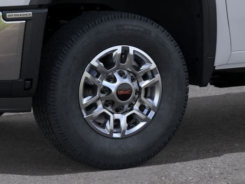 New 2026 GMC Sierra 2500 SLE w/ SLE Value Package; AWD/4WD image 9