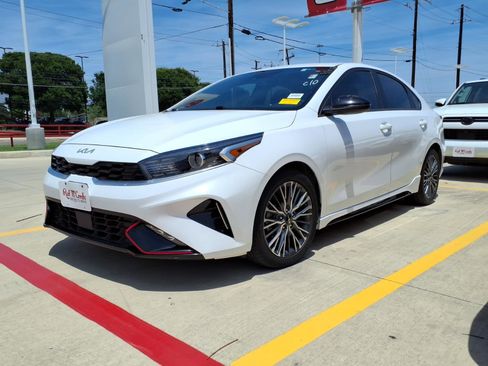 Used 2023 Kia Forte GT-Line w/ GT-Line Premium Package FWD image 1