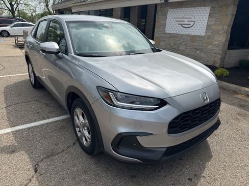 Used 2023 Honda HR-V LX image 6