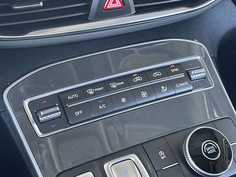 Used 2022 Hyundai Santa Fe SEL w/ Convenience Package image 33