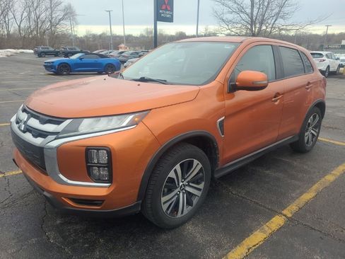 Used 2020 Mitsubishi Outlander Sport SE image 3