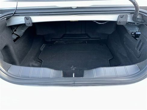 Used 2019 Chevrolet Camaro LT image 25