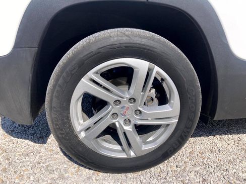 Used 2018 GMC Terrain SLE FWD image 19