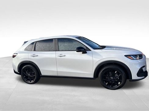 Used 2024 Honda HR-V Sport image 18