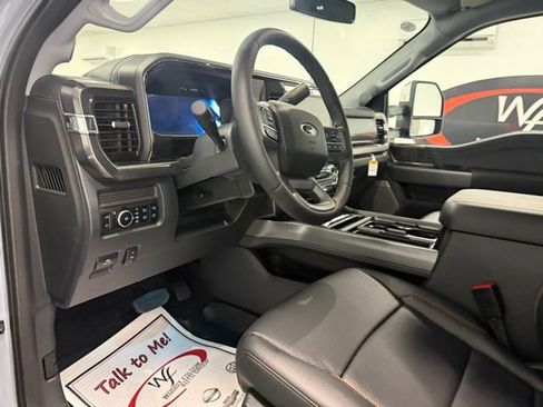 New 2026 Ford F350 4x4 Crew Cab Super Duty image 10